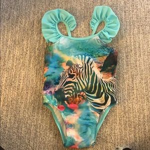 Beautiful zebra baiting suit!